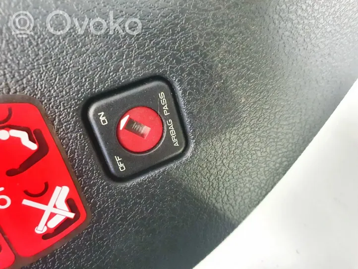 Peugeot 407 Passenger airbag on/off switch 95835t02