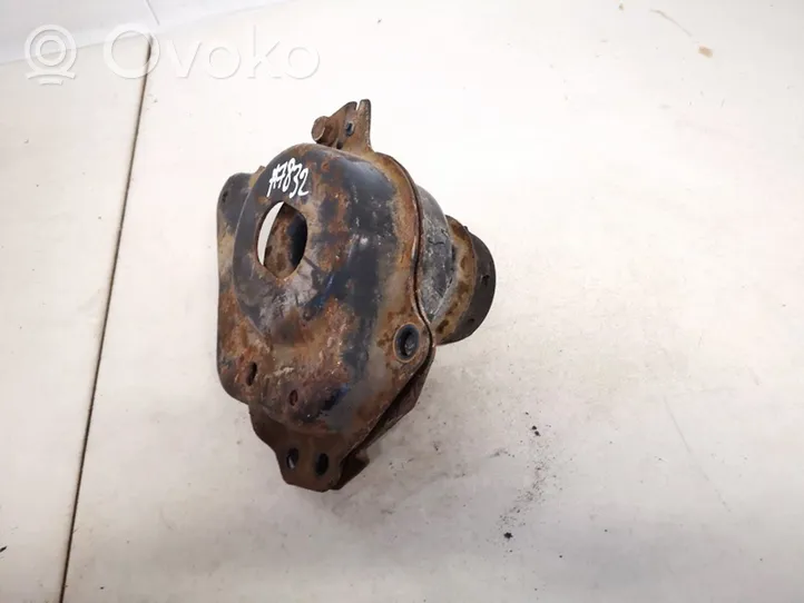 Volkswagen Lupo Engine mount bracket 