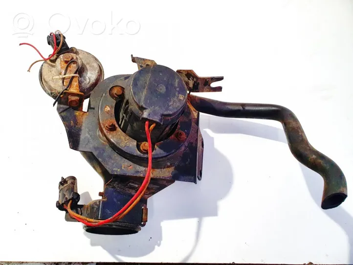 Opel Omega B1 Secondary air pump 90448806