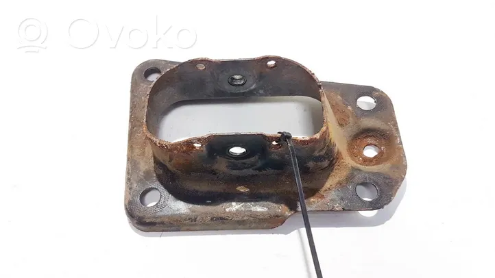 Volkswagen Jetta V Bracket in trunk/boot 1k0505130j