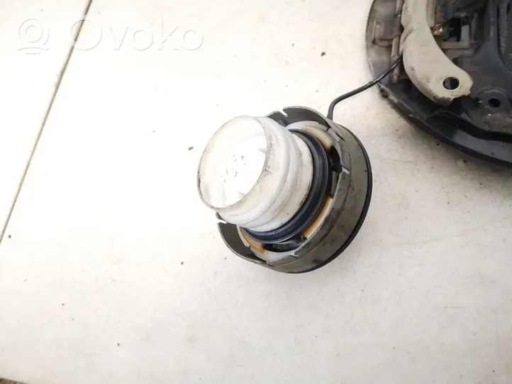 Toyota Corolla Verso AR10 Fuel tank filler cap 