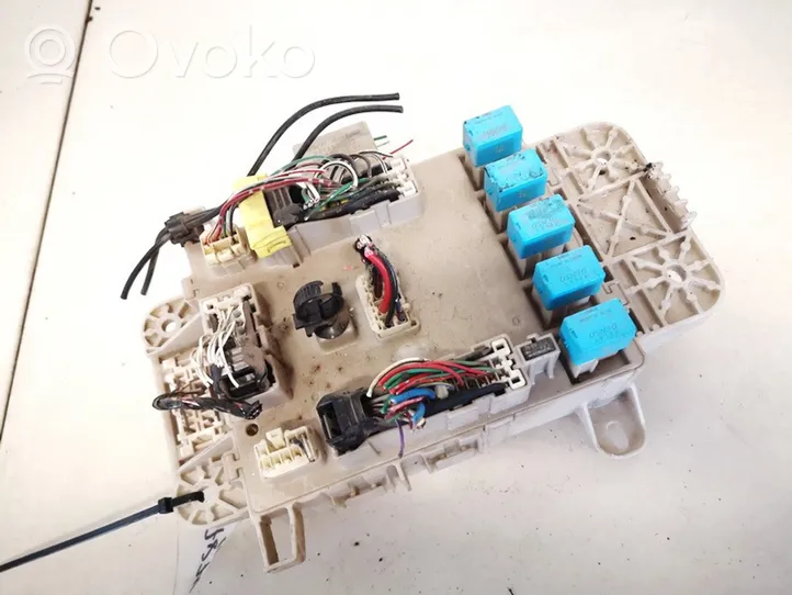 Toyota RAV 4 (XA20) Fuse box set 