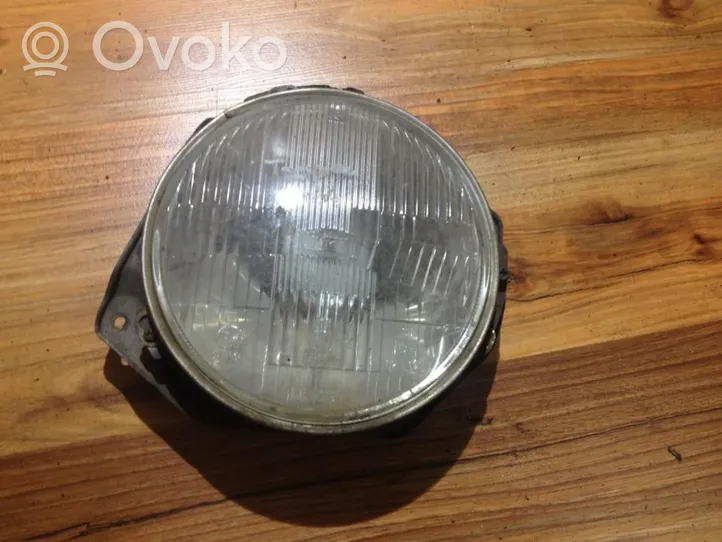 Isuzu Trooper Headlight/headlamp 