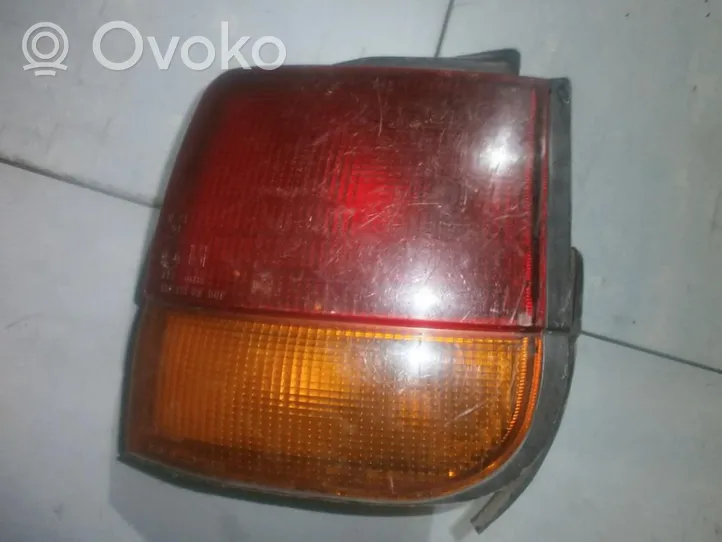 Mitsubishi Space Runner Lampa tylna 0431550