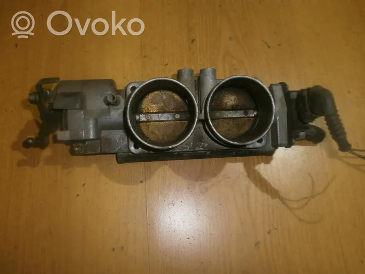 Opel Omega B1 Throttle valve 90530438