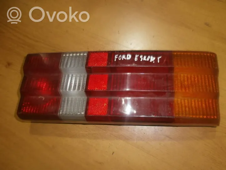 Ford Escort Lampa tylna 81ag13a602