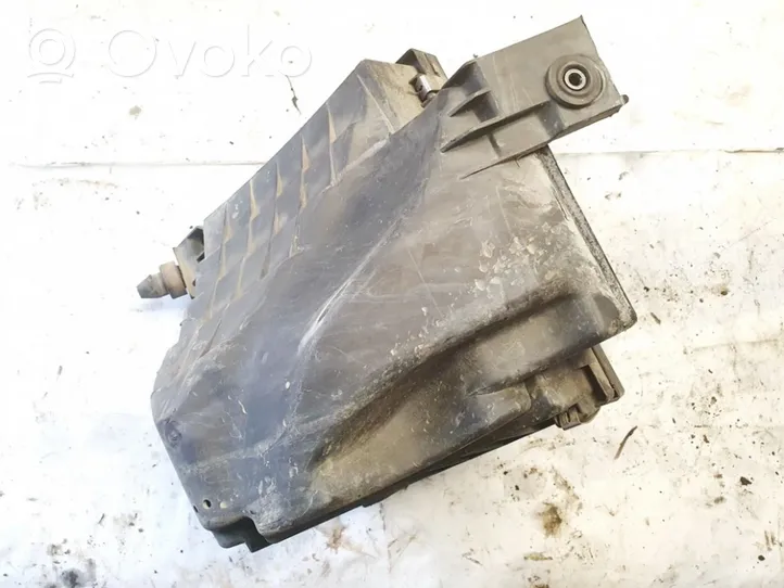 Volkswagen PASSAT B5.5 Scatola del filtro dell’aria 3b0129607