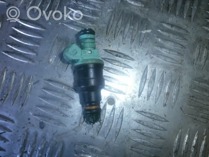 BMW 5 E34 Fuel injector 0280150415