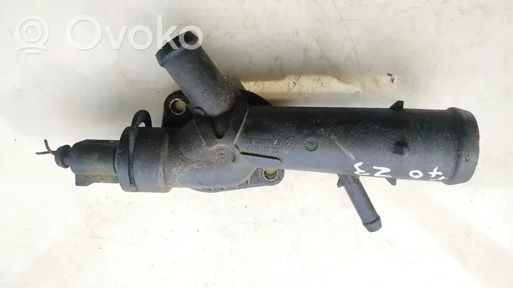 Audi A1 Tubo flessibile del liquido di raffreddamento del motore 03L121131F