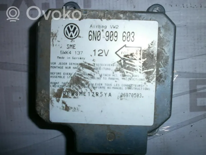 Volkswagen Polo III 6N 6N2 6NF Turvatyynyn ohjainlaite/moduuli 6n0909603