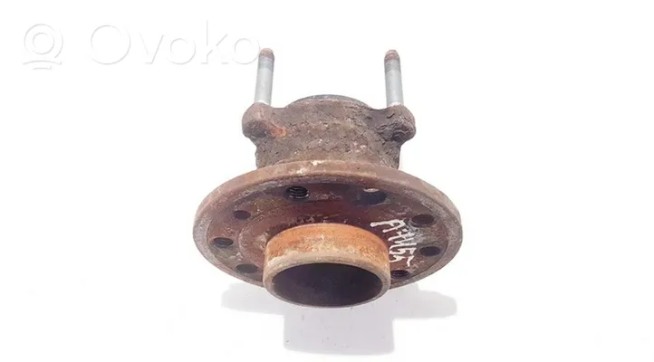 Opel Signum Rear wheel hub 