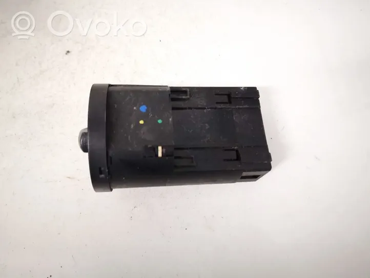 Volkswagen Polo IV 9N3 Interruptor de luz 6q0941531c