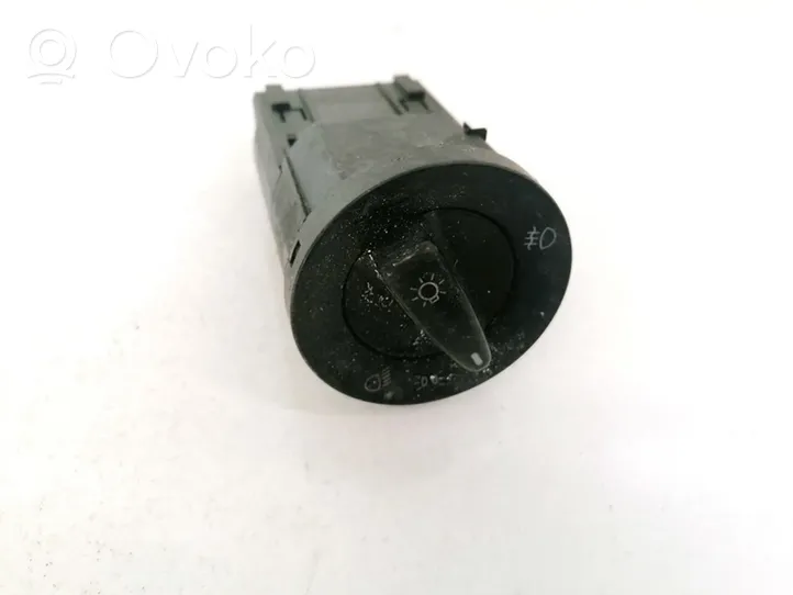 Volkswagen New Beetle Light switch 1C0941531B