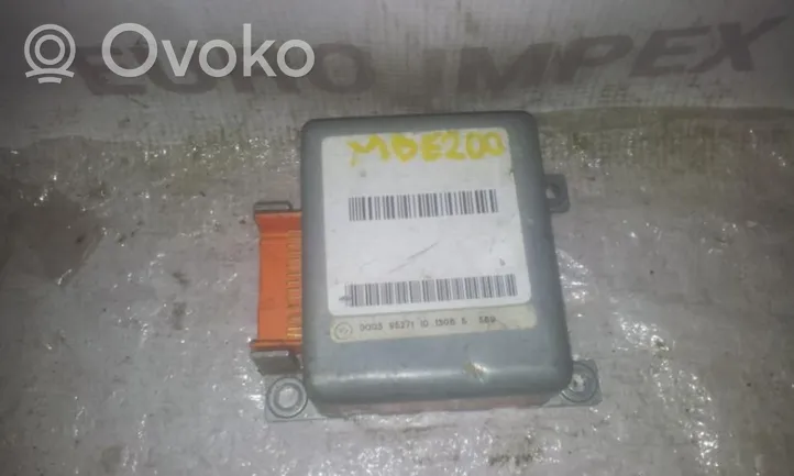 Mercedes-Benz E W210 Oro pagalvių valdymo blokas 0008209726