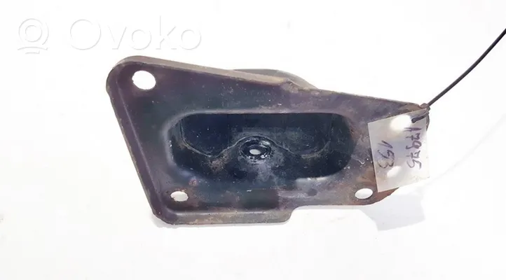 Volkswagen Jetta V Bracket in trunk/boot 1k0505129j