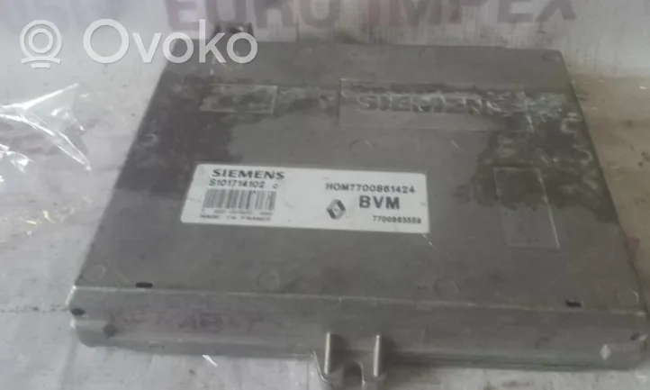 Renault 19 Sterownik / Moduł ECU s100811102b