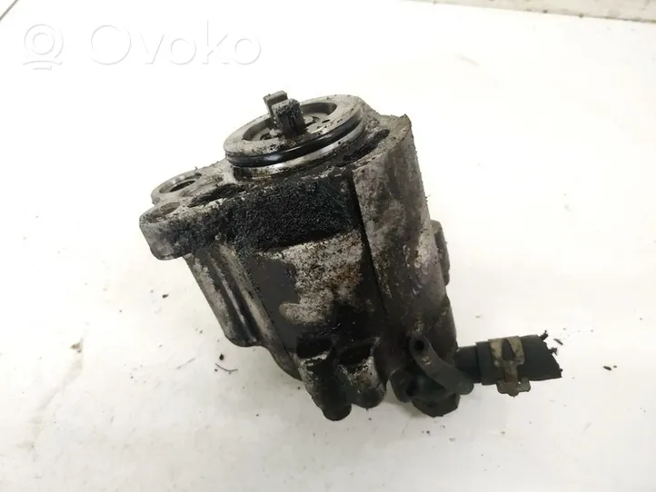 Toyota Avensis Verso Alipainepumppu 2930027020