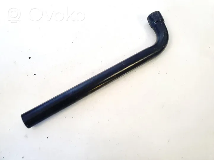 Opel Vectra C Wheel nut wrench 13107800