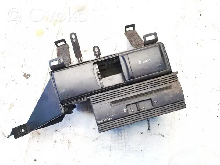 Audi A6 S6 C5 4B CD/DVD changer 4b0035111