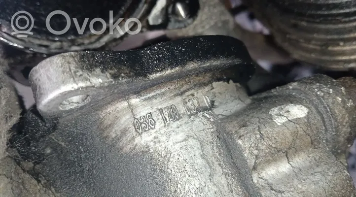 Volkswagen Golf V Valvola EGR 038129637D