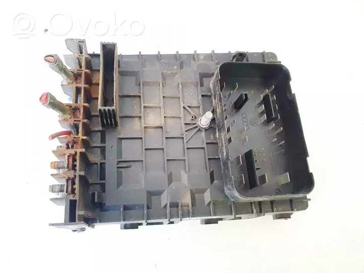 Seat Leon (1P) Fuse box set 0017181301