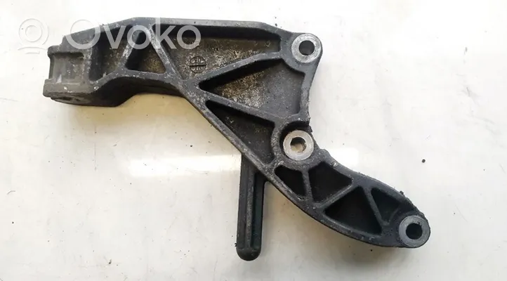 Opel Zafira B Engine mounting bracket 24459826