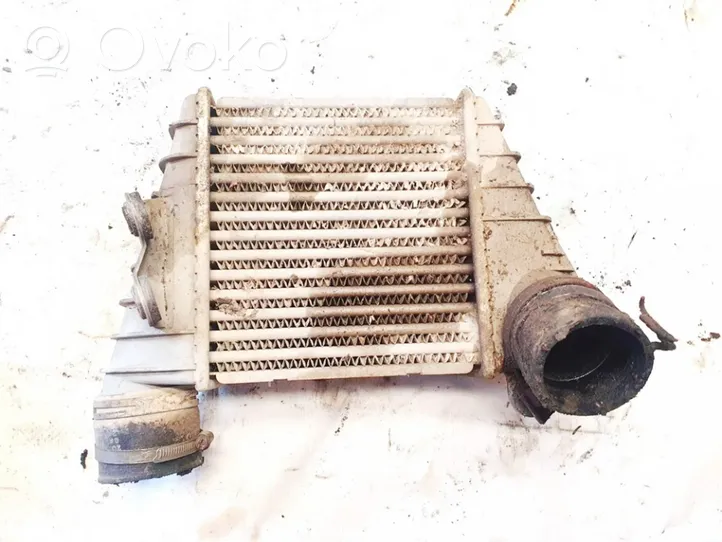 Volkswagen Golf IV Radiatore intercooler 862319r