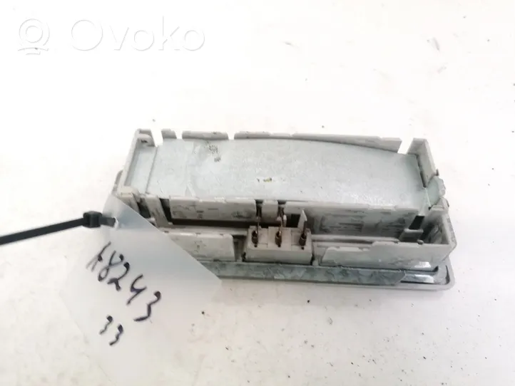 Ford Galaxy Lampka podsufitki tylna 357947105