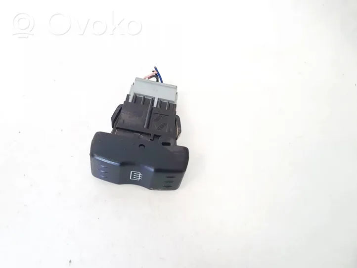 Dacia Logan I Windscreen/window heater switch 