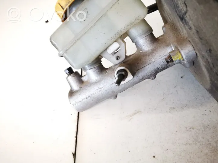 Subaru Forester SF Master brake cylinder 