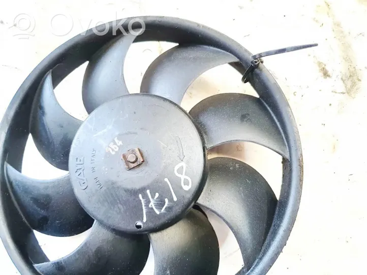 Audi 80 90 S2 B4 Radiator cooling fan shroud 