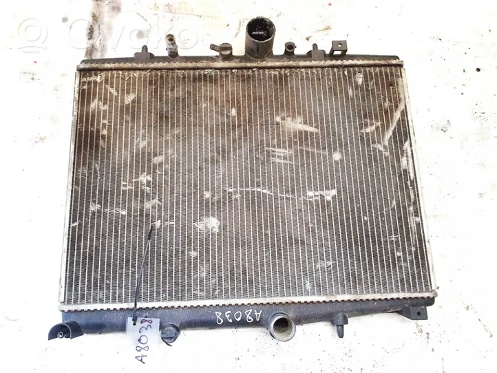 Peugeot 607 Radiateur de refroidissement 