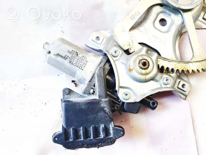 Toyota Auris 150 Etuoven ikkunan nostomoottori 97551413