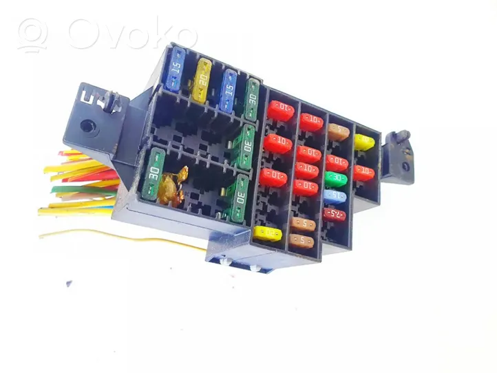 Dacia Logan I Fuse box set 7703297507