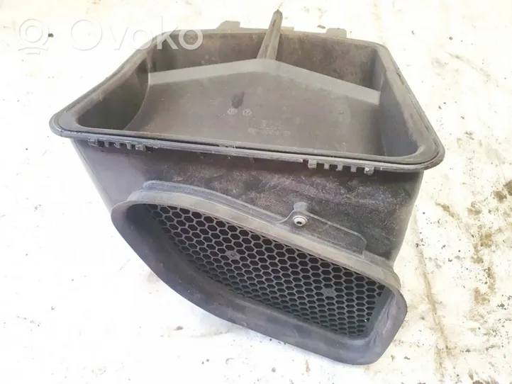 Mercedes-Benz ML W164 Air filter box a1648300053