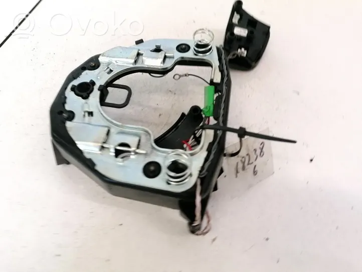 Volvo V70 Steering wheel buttons/switches 30741894