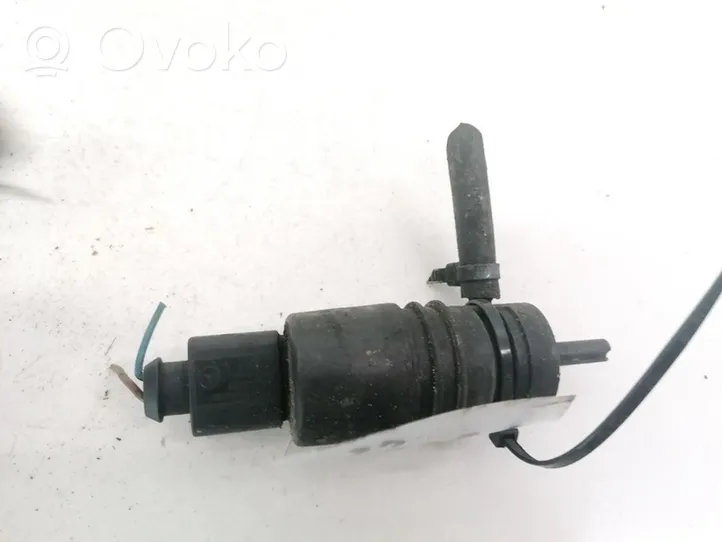 Mercedes-Benz ML W163 Windscreen/windshield washer pump 