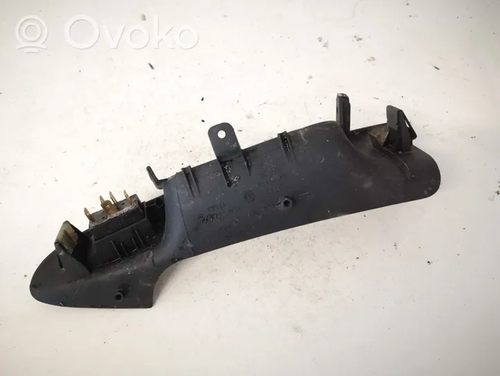 Audi A4 S4 B5 8D Przyciski szyb 5d0867372a