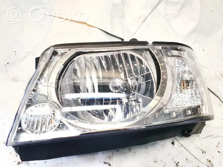 Nissan Patrol Y61 Lampa przednia 0821511a2l