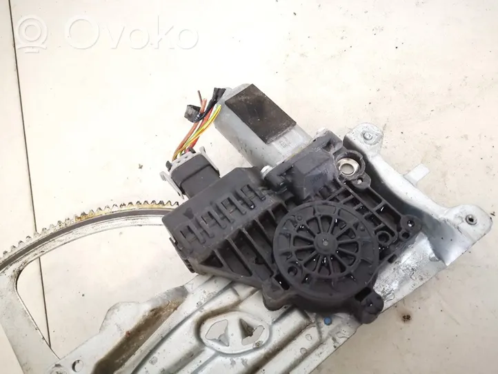 Opel Zafira B Front door window regulator motor 13132435