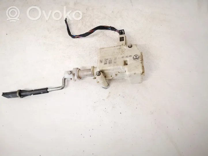 Volkswagen Touran I Central locking motor 3b0959782