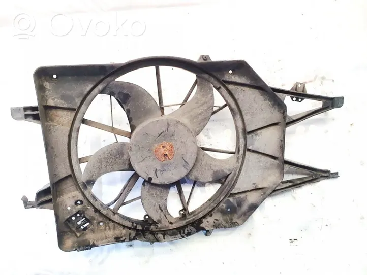 Ford Focus Convogliatore ventilatore raffreddamento del radiatore 3135103366m