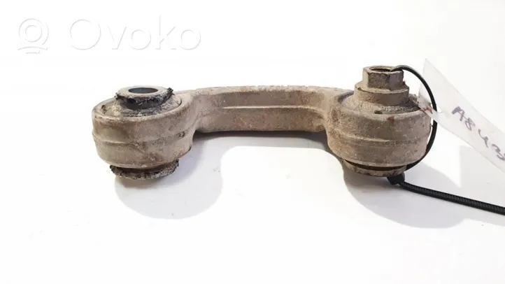 Audi A4 S4 B7 8E 8H Stabilizatora stienis 8d0411317d