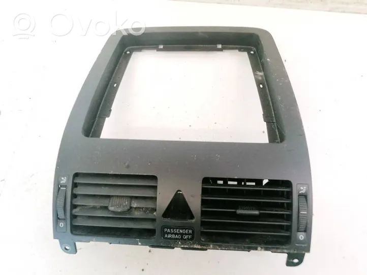 Volkswagen Touran I Dash center air vent grill 1T1819728A