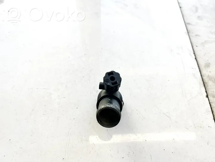 Volkswagen Polo Moottorin vesijäähdytyksen putki/letku 6Q0122291F