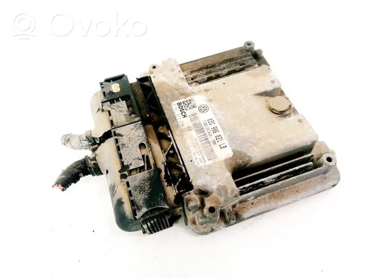 Skoda Octavia Mk2 (1Z) Sterownik / Moduł ECU 03G906021LB