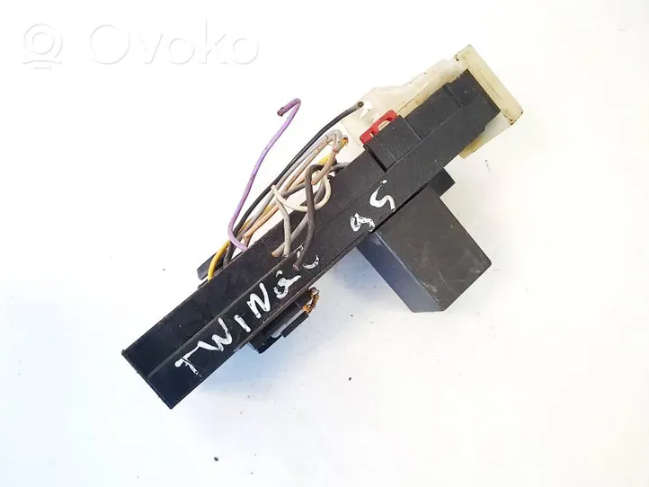 Renault Twingo I Fuse box set 7700638976