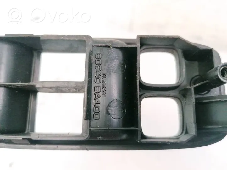 Nissan Primera Support bouton lève vitre porte avant 80960BA100