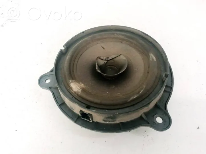 Nissan Primera Haut-parleur de porte avant 28156AV700