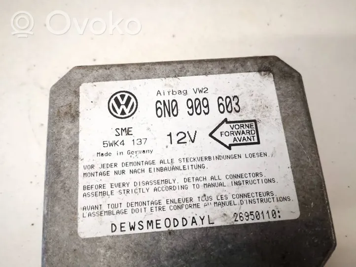 Volkswagen Sharan Oro pagalvių valdymo blokas 6N0909603